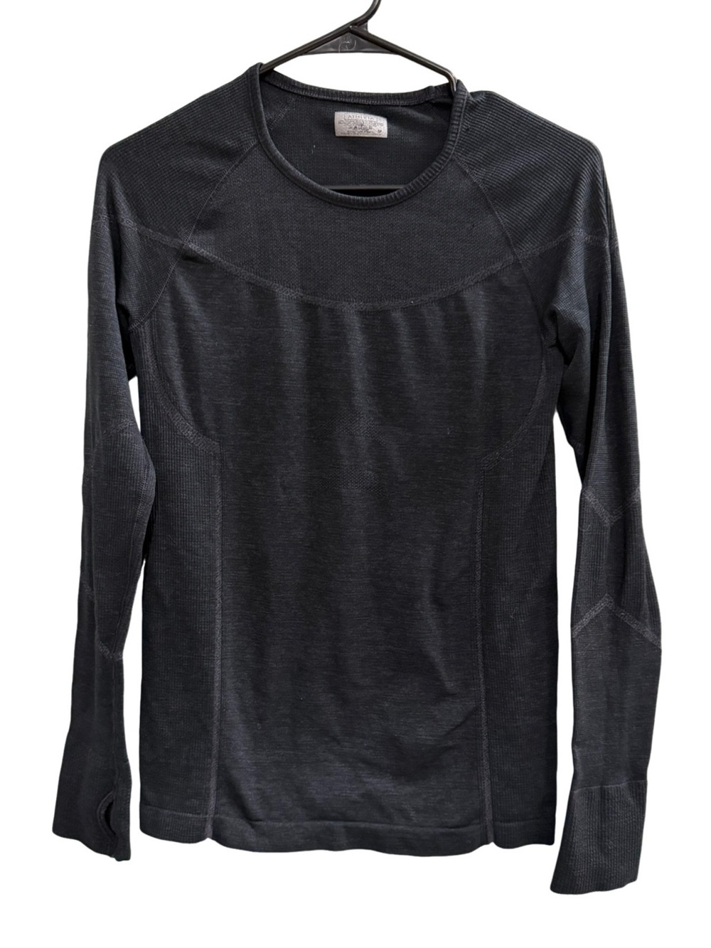 ATHLETA Embodiment Long Sleeved Shirt Black
Size Medium